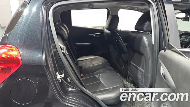 ChevroletGMDaewoo Spark 2016 thumb 11