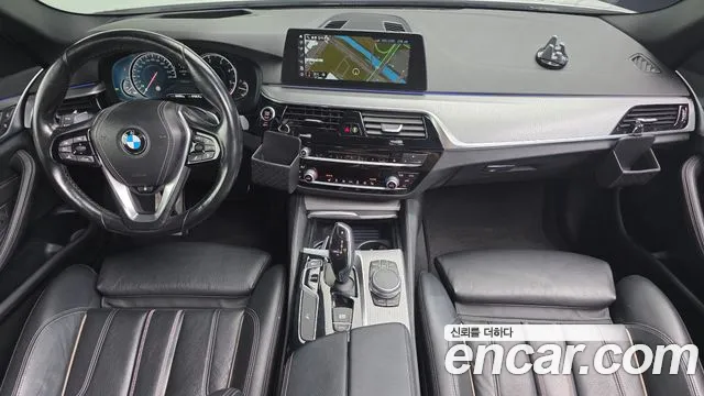 BMW 5-Series 2017 thumb 7