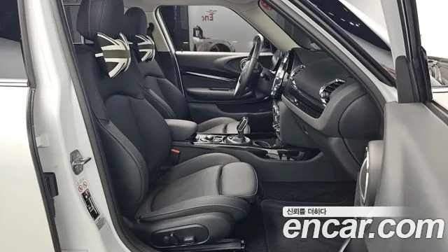 MINI Clubman 2023 thumb 11
