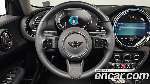 MINI Clubman 2023 thumb 12