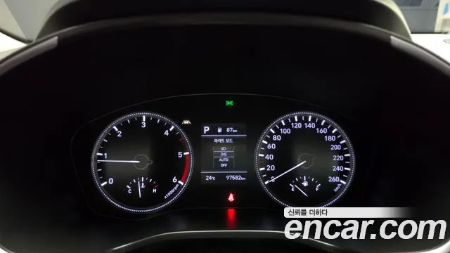 Hyundai Santa Fe 2018 thumb 7