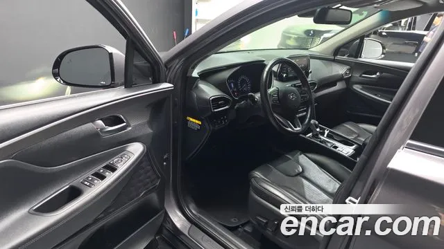 Hyundai Santa Fe 2018 thumb 9