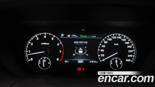 Genesis G90 2017 thumb 8