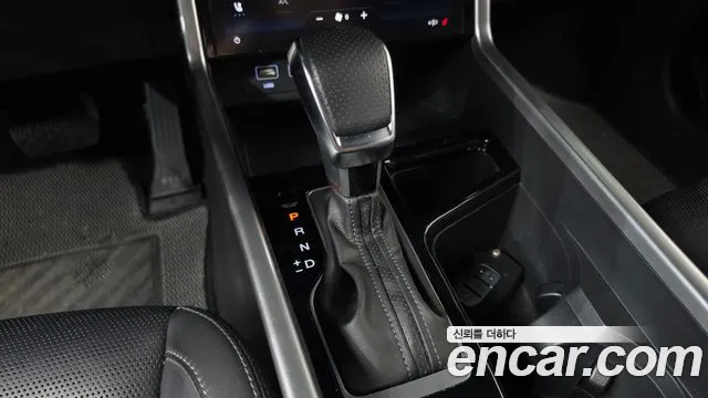 KG_Mobility_Ssangyong Torres 2022 thumb 9