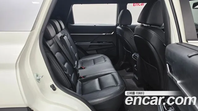 KG_Mobility_Ssangyong Torres 2022 thumb 12