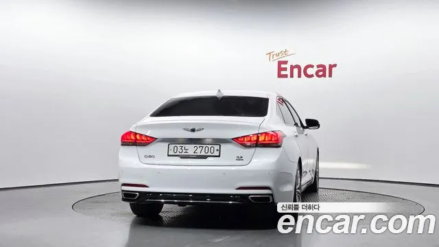 Genesis G80 2017 thumb 4