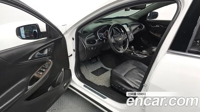 ChevroletGMDaewoo Malibu 2016 thumb 10