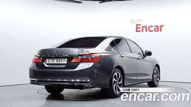 Honda Accord 2017 thumb 2