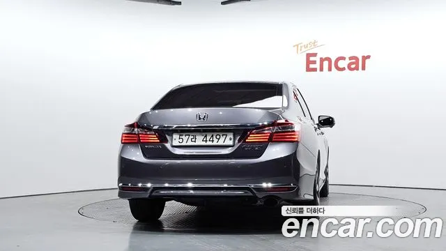 Honda Accord 2017 thumb 4