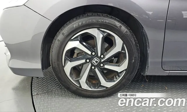 Honda Accord 2017 thumb 5