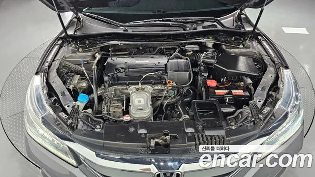 Honda Accord 2017 thumb 6