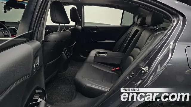 Honda Accord 2017 thumb 12