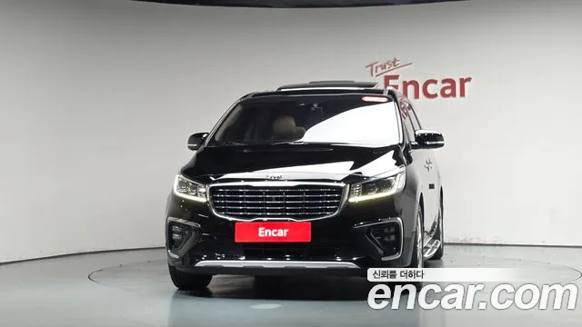 Kia Carnival 2018 thumb 2