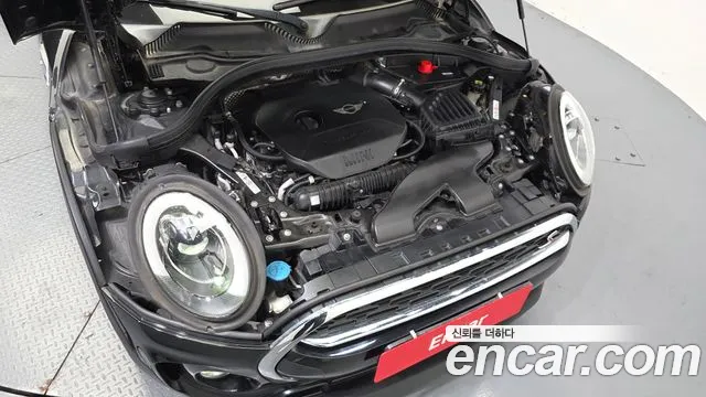 MINI Clubman 2016 thumb 6