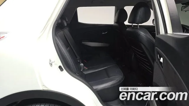 KG_Mobility_Ssangyong TIBOLI 2015 thumb 11