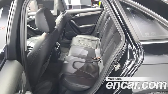 Audi A4 2013 thumb 11