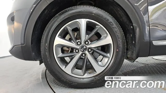 Kia Sorento 2018 thumb 5