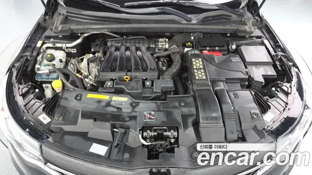 Renault-KoreaSamsung Megane 2016 thumb 6