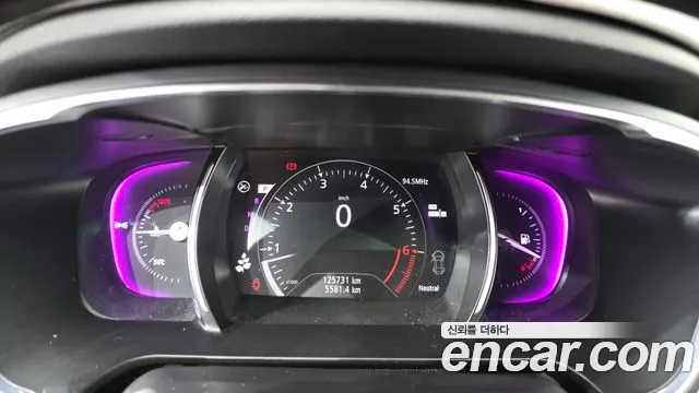 Renault-KoreaSamsung Megane 2016 thumb 8