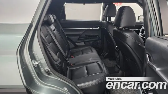 KG_Mobility_Ssangyong Torres 2022 thumb 11