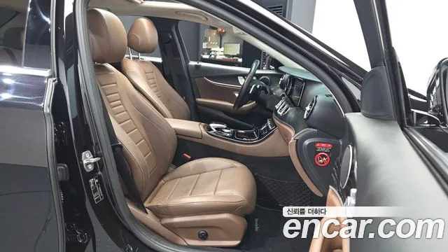 Mercedes-Benz E-Класс 2018 thumb 11