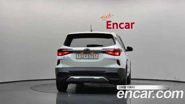 Kia Seltos 2021 thumb 4