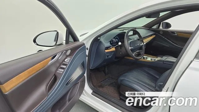 Genesis G80 2023 thumb 10
