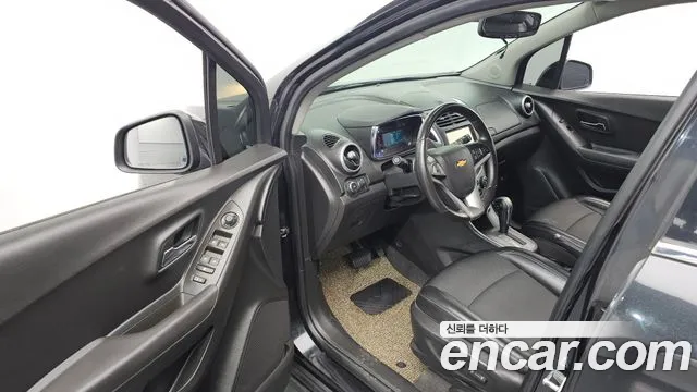 ChevroletGMDaewoo Tracker 2016 thumb 12