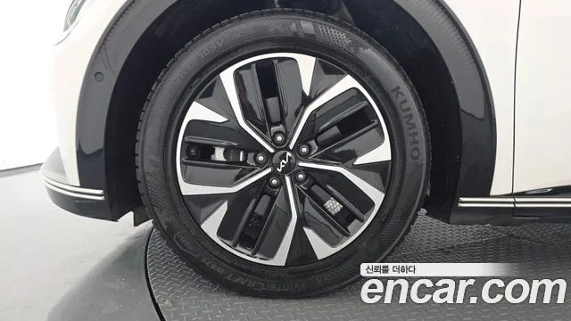 Kia EV6 2021 thumb 5
