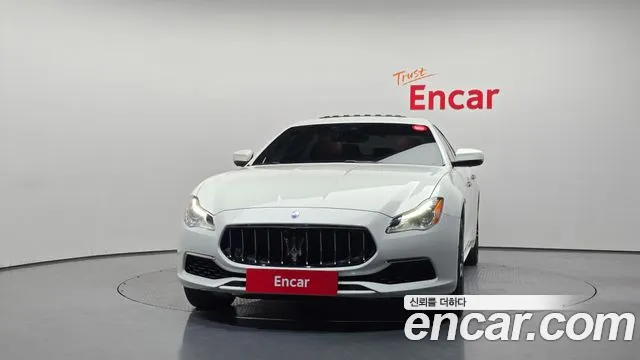 Maserati Quattroporte 2017 thumb 3