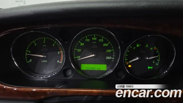 Jaguar XJ 2007 thumb 8