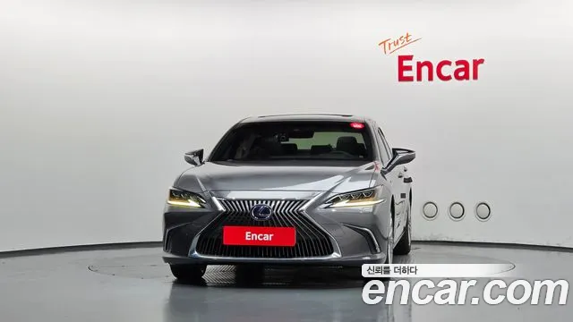 Lexus ES 2019 thumb 3