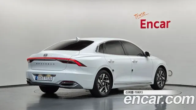 Hyundai Grandeur 2022 thumb 2