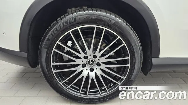Mercedes-Benz GLC 2026 thumb 5
