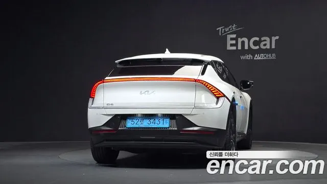 Kia EV6 2022 thumb 3