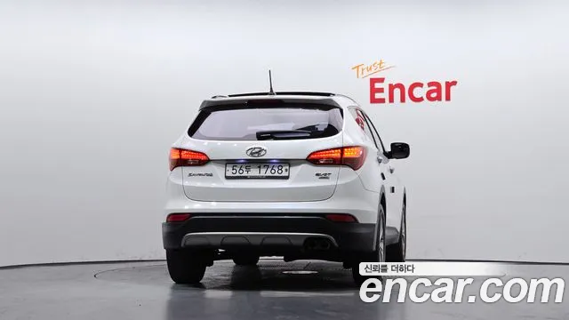 Hyundai Santa Fe 2014 thumb 3