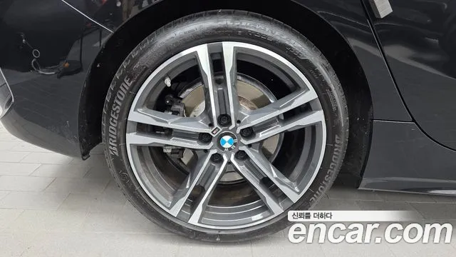 BMW 1-Series 2022 thumb 5