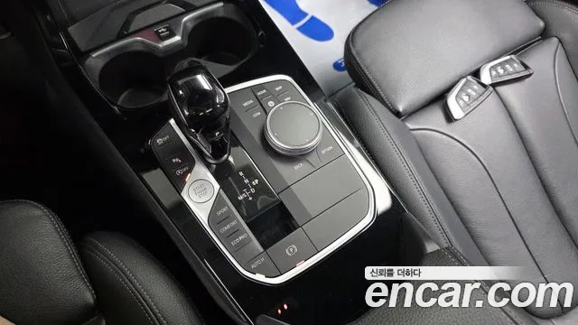 BMW 1-Series 2022 thumb 9