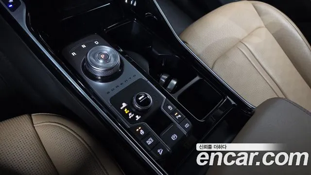 Kia Sorento 2025 thumb 9