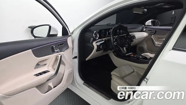 Mercedes-Benz A-Класс 2022 thumb 10