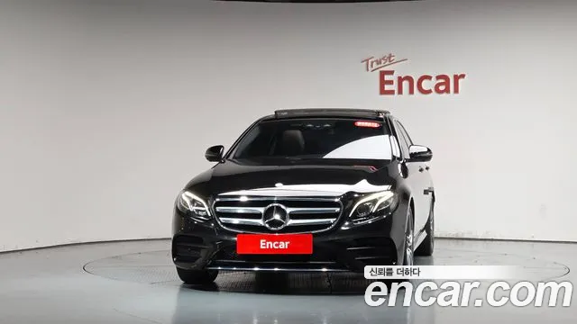 Mercedes-Benz E-Класс 2017 thumb 2
