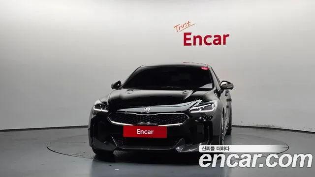 Kia Stinger 2022 thumb 3