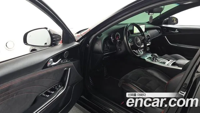 Kia Stinger 2022 thumb 10