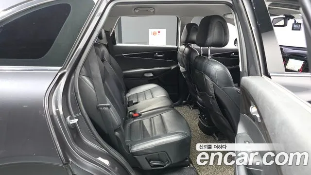 Kia Sorento 2016 thumb 11