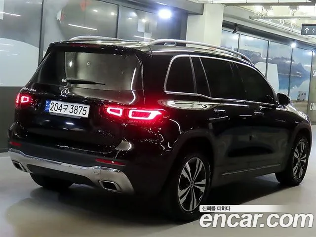 Mercedes-Benz GLB 2023 thumb 3