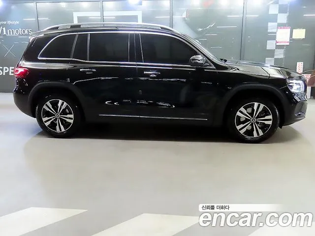 Mercedes-Benz GLB 2023 thumb 5