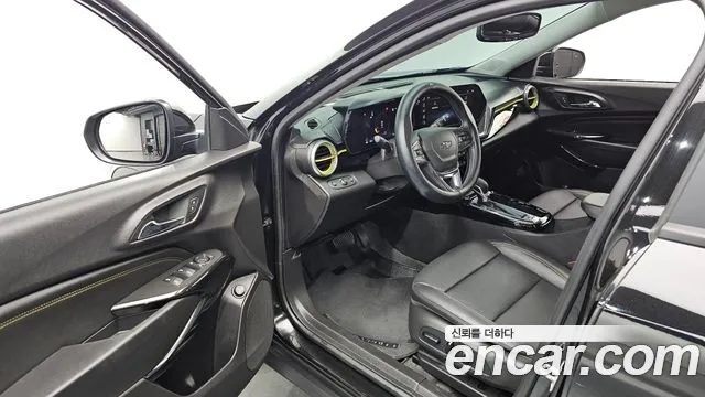 ChevroletGMDaewoo Tracker 2023 thumb 11