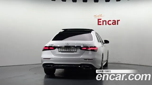 Mercedes-Benz E-Класс 2022 thumb 4