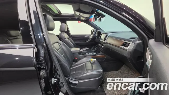 KG_Mobility_Ssangyong Rexton 2018 thumb 10