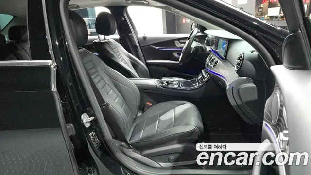 Mercedes-Benz E-Класс 2017 thumb 11